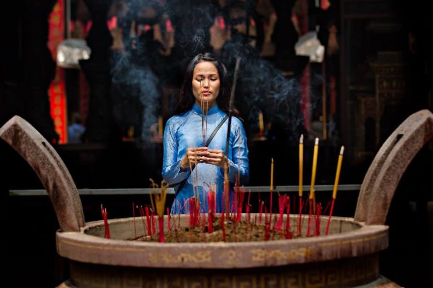 Độc[-]đáo[-]chùm[-]ảnh[-]áo[-]dài[-]của[-]nhiếp[-]ảnh[-]gia[-]Pháp[-]Réhahn[-]C